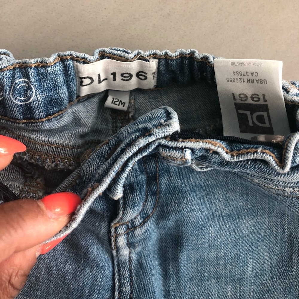 Denim - Picture 3 of 5
